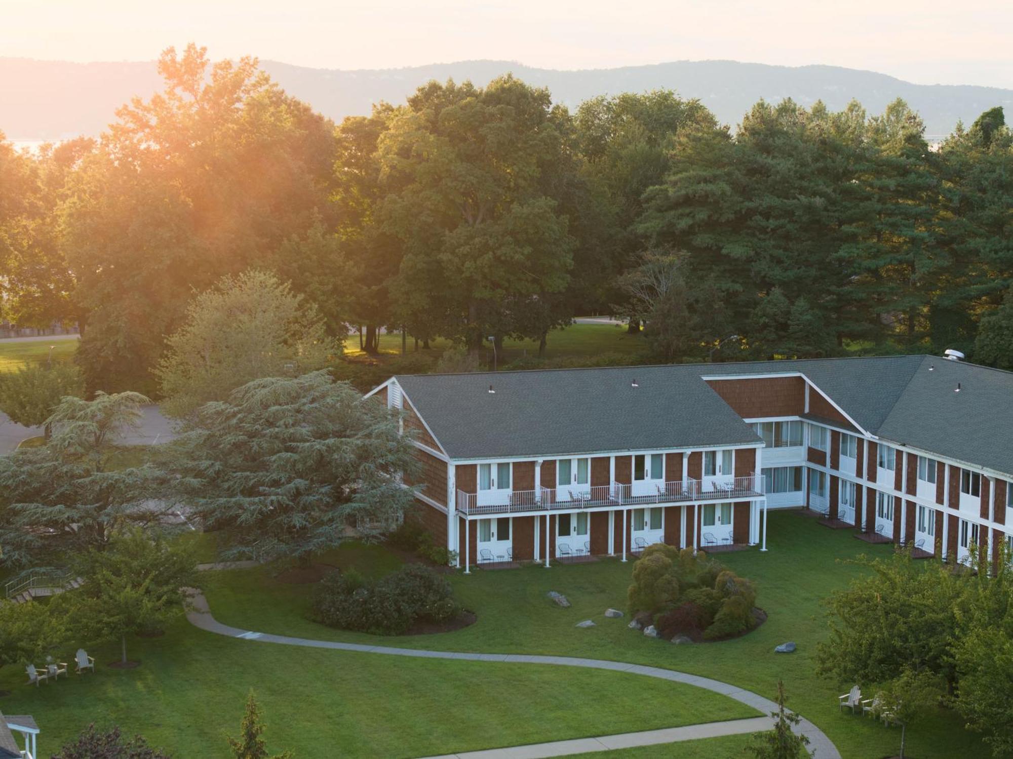 Sleepy Hollow Hotel Tarrytown Exterior foto